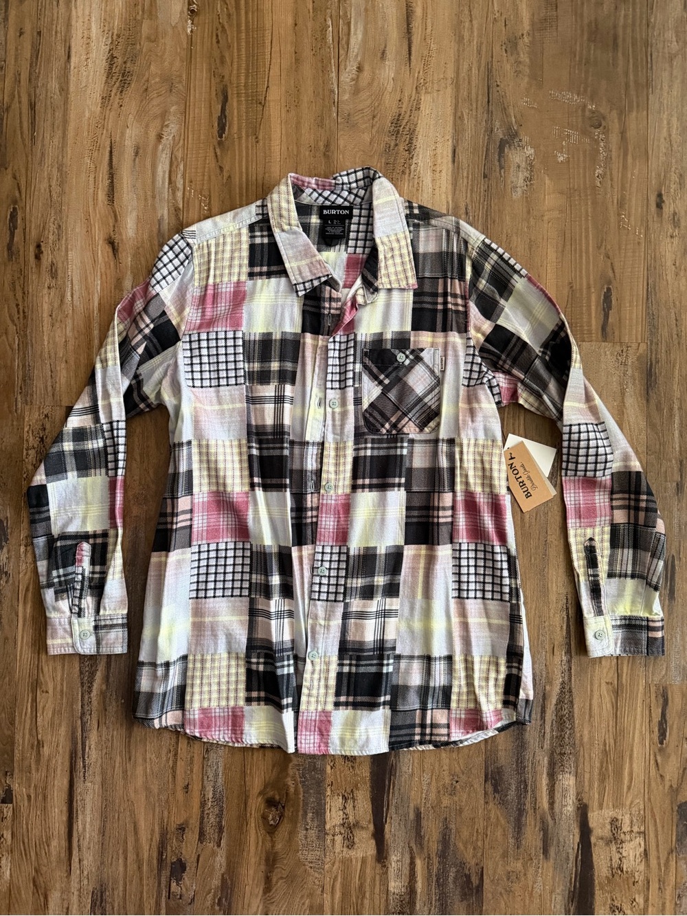 Burton Women’s LARGE, Aqua Gray Patchwork button down Shirt NWT